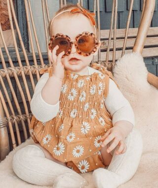 Sheepskin is a wonderful experience. Soft . Tactile. Comforting . Hypoallergenic .
Ours is perfect for babies and toddlers as they grow . A play rug ? Or cot liner ? Or maybe use it on a chair like @paper_road_wildflowers 
It’s super stylish too so the choice is yours. 
#sheepskin